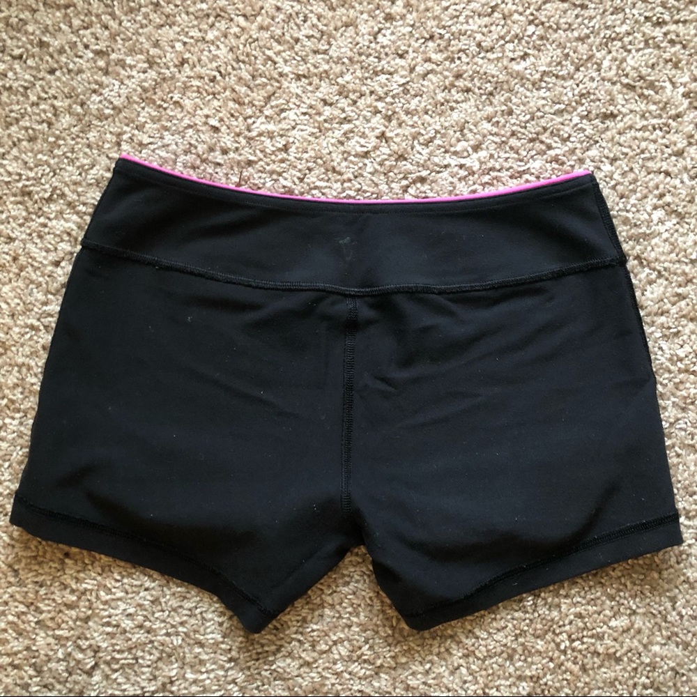 Ivivva Reversible Booty Shorts - Picture 6 of 6